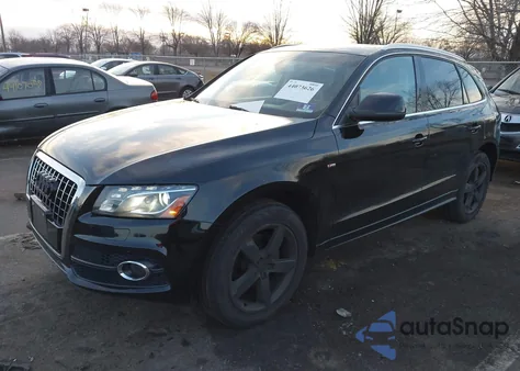 2012 Audi Q5 3.2 Premium Plus z USA, uszkodzony, nr VIN WA1DKAFP0CA004757